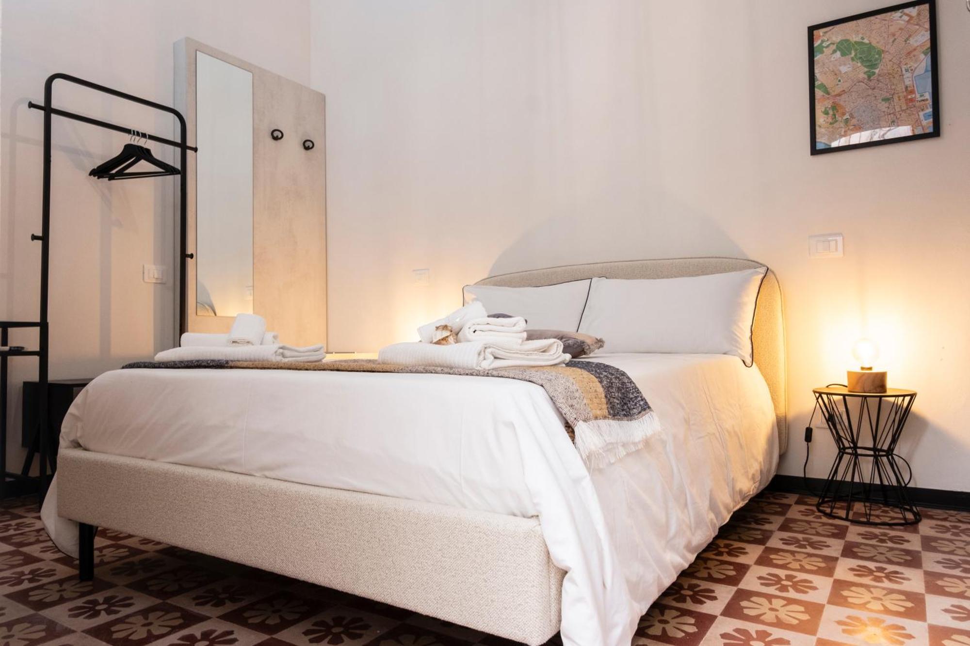 Bassi77 - Rooms & Apartments Trapani Esterno foto
